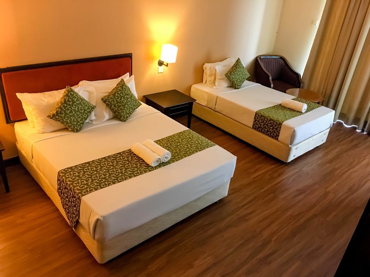 Hotel Legacy Порт-Діксон Екстер'єр фото