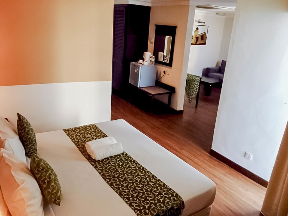 Hotel Legacy Порт-Діксон Екстер'єр фото